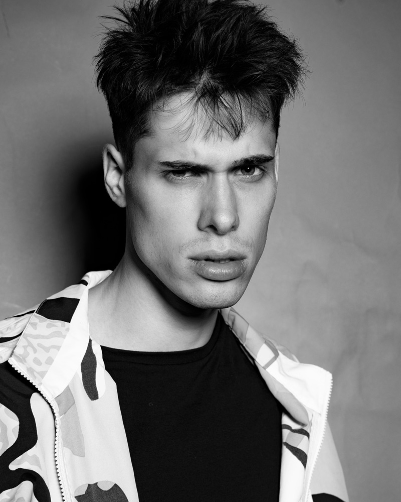 studio beauty fashion portrait